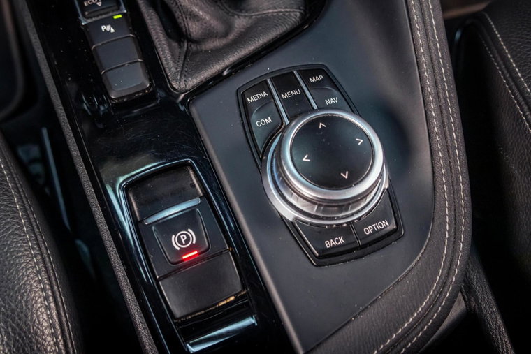 Vehicle Image 50