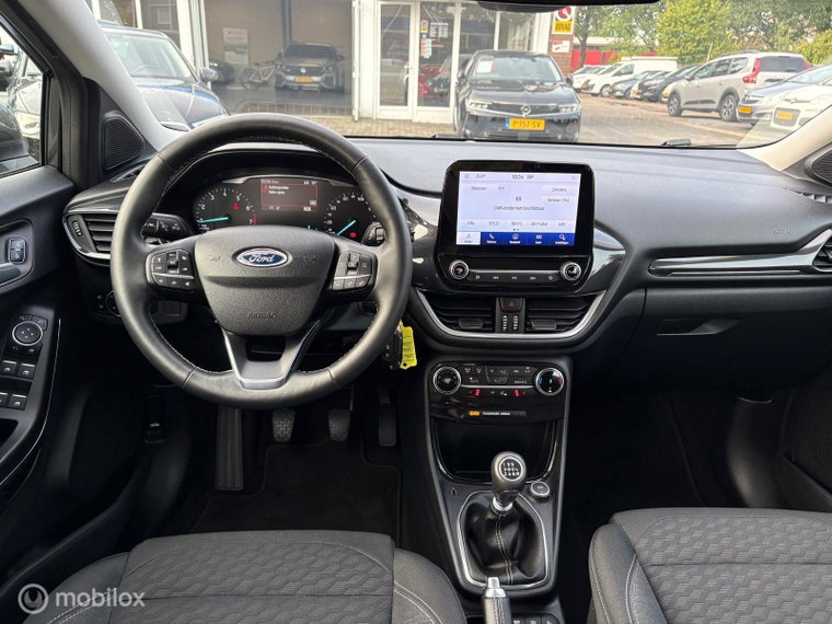 Vehicle Image 13