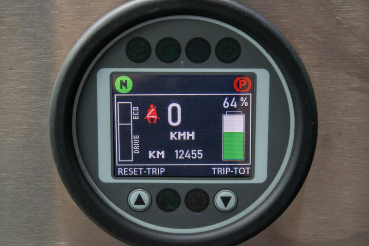 Vehicle Image 19