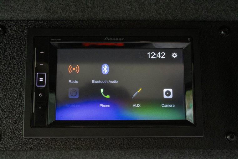 Vehicle Image 21