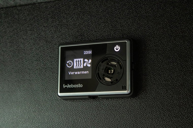 Vehicle Image 24
