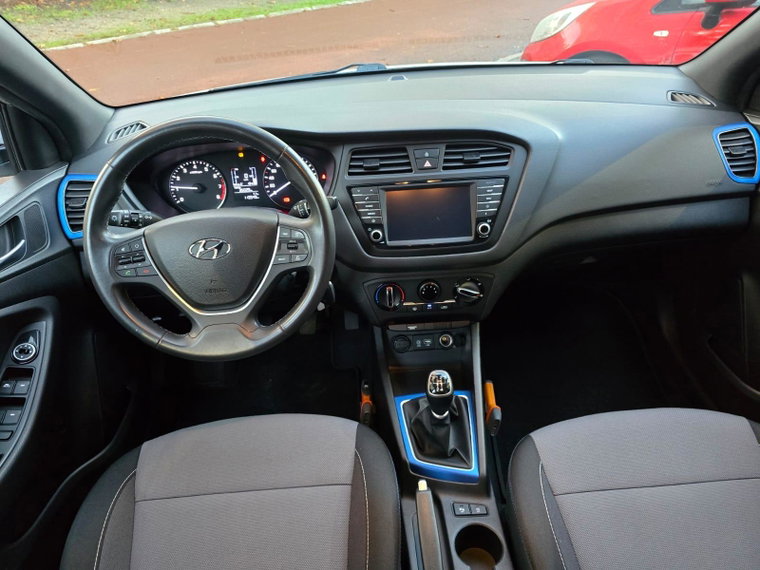 Vehicle Image 22