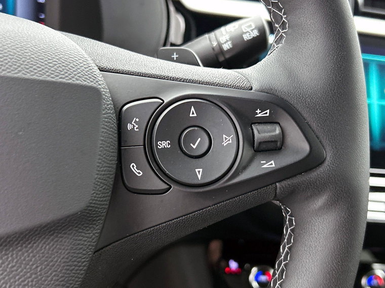 Vehicle Image 26