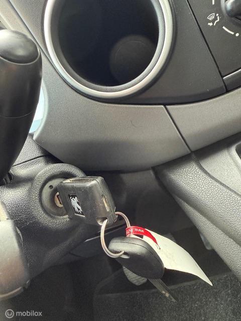 Vehicle Image 41