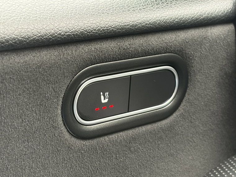 Vehicle Image 42