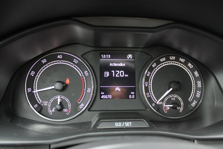 Vehicle Image 23