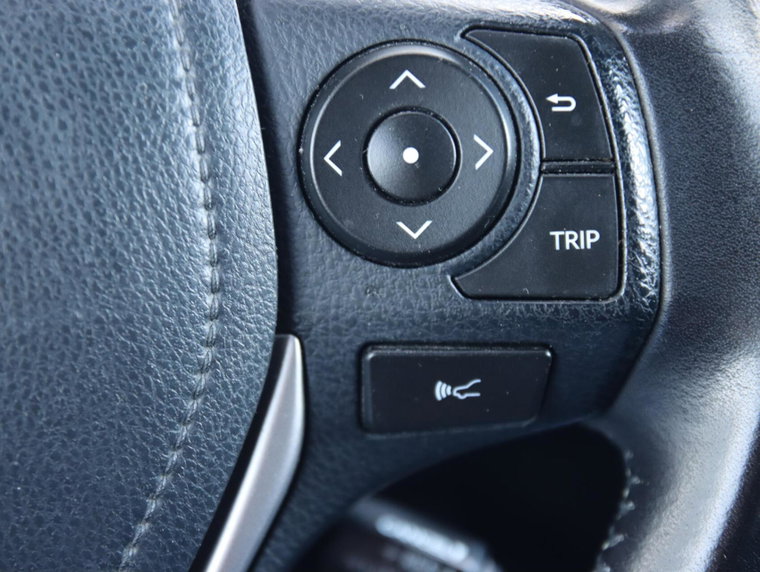 Vehicle Image 36