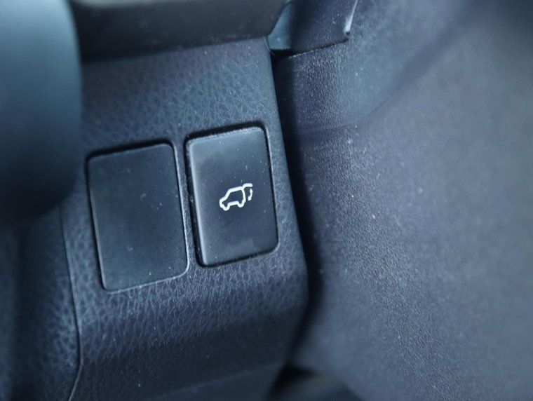 Vehicle Image 38