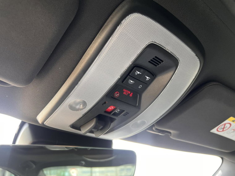 Vehicle Image 48