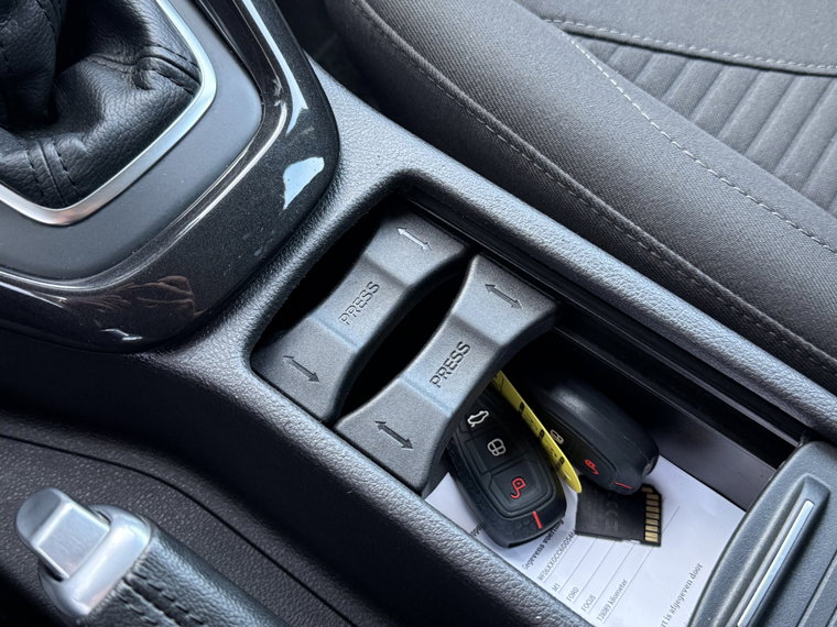 Vehicle Image 28