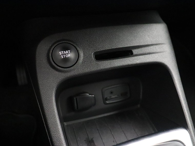 Vehicle Image 28