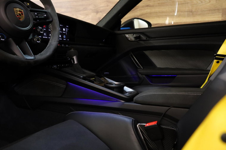 Vehicle Image 40