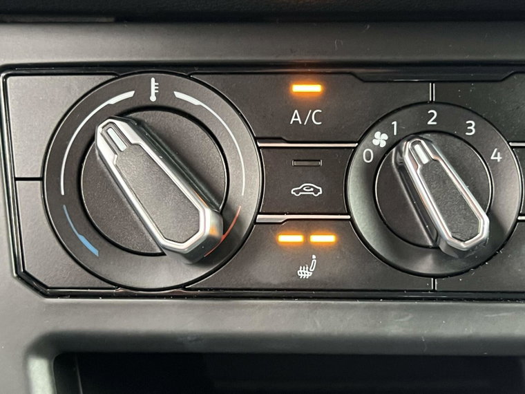 Vehicle Image 27