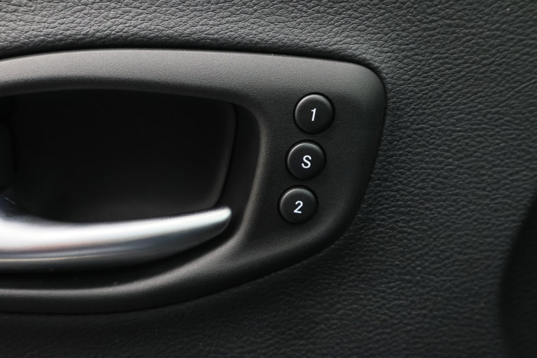 Vehicle Image 35