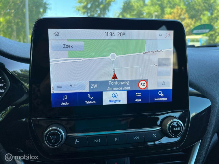 Vehicle Image 14