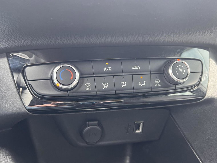Vehicle Image 27