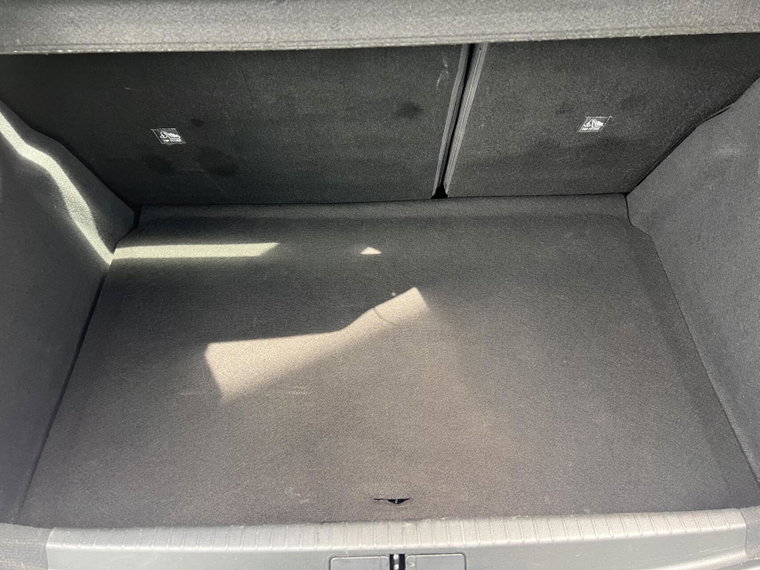 Vehicle Image 39