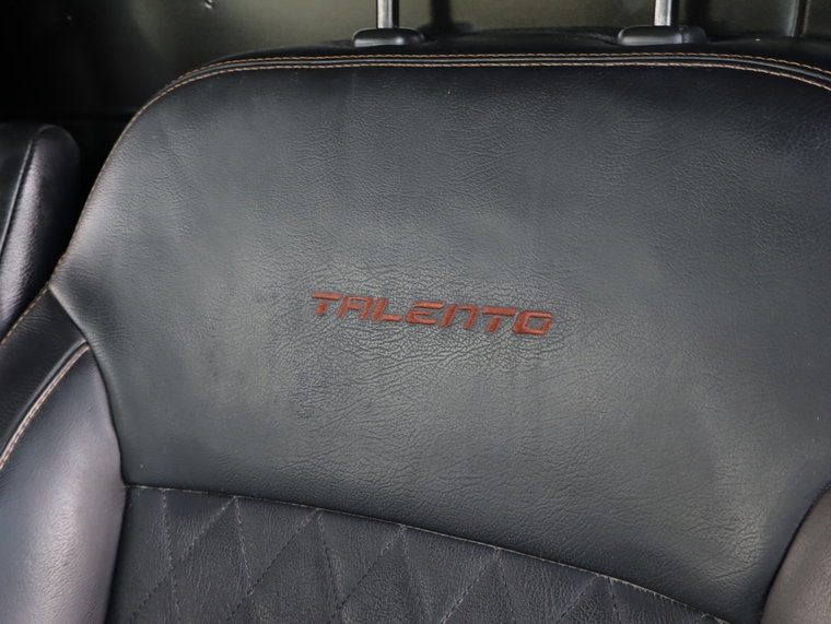 Vehicle Image 27