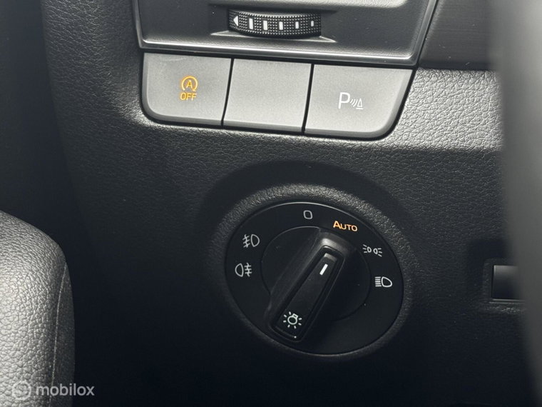 Vehicle Image 27