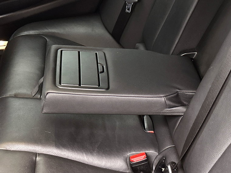 Vehicle Image 38