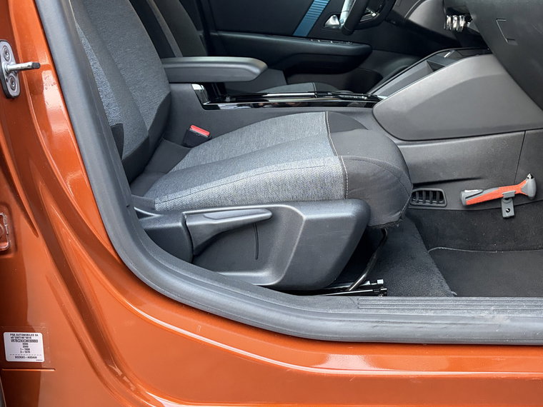 Vehicle Image 51