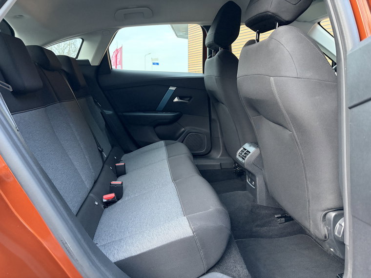 Vehicle Image 53