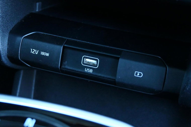 Vehicle Image 27