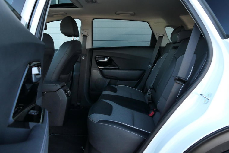 Vehicle Image 37