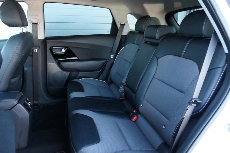 Vehicle Image 38