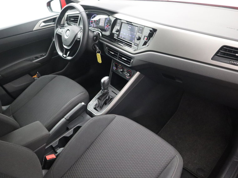 Vehicle Image 35