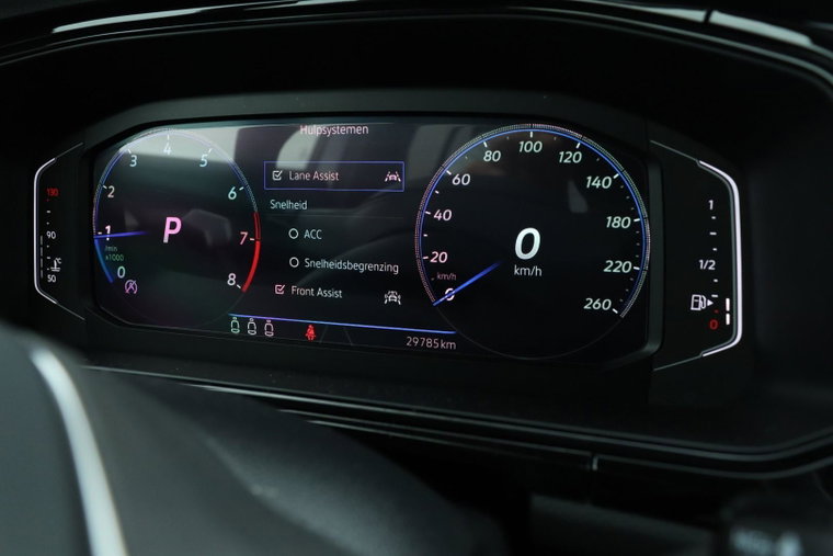 Vehicle Image 36
