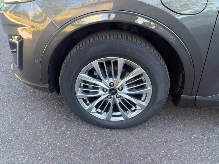 Vehicle Image 39
