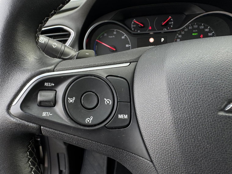 Vehicle Image 32