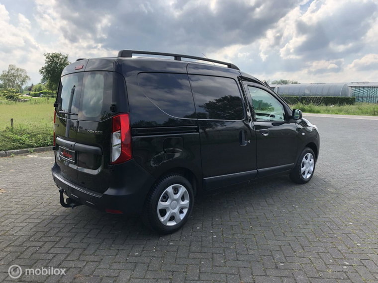 Vehicle Image 29