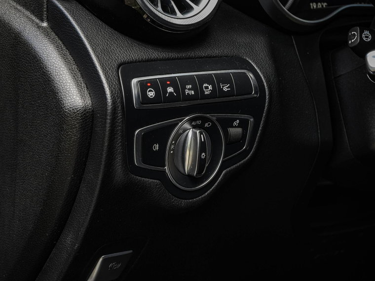 Vehicle Image 40
