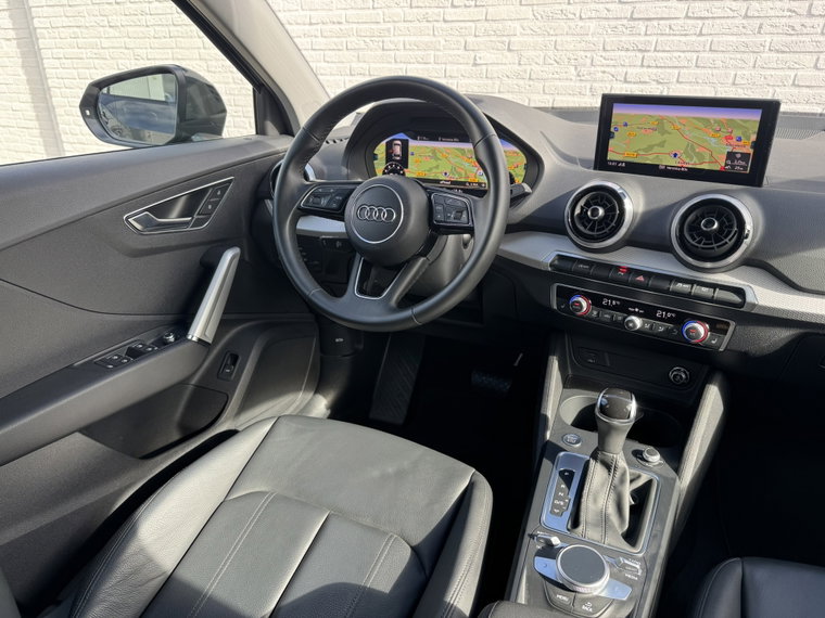 Vehicle Image 24