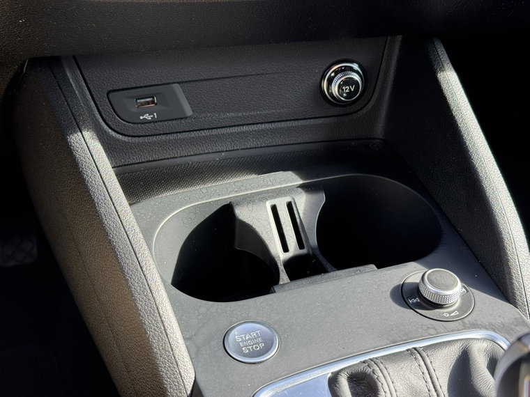 Vehicle Image 42