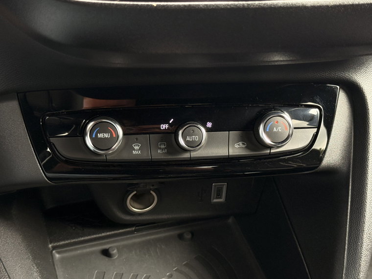 Vehicle Image 35