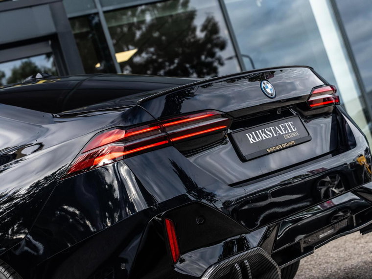Vehicle Image 40
