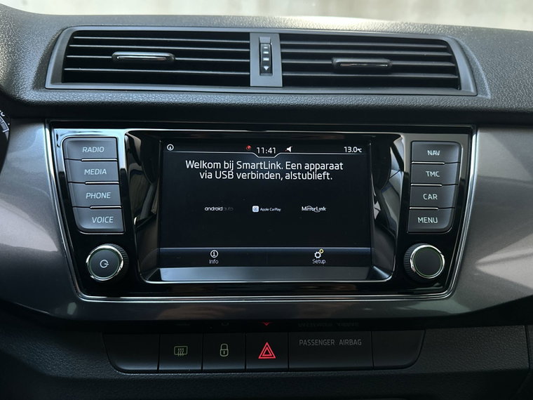 Vehicle Image 24