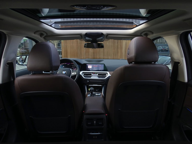 Vehicle Image 47