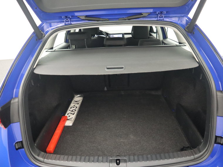 Vehicle Image 47