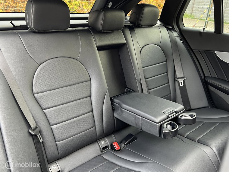 Vehicle Image 38