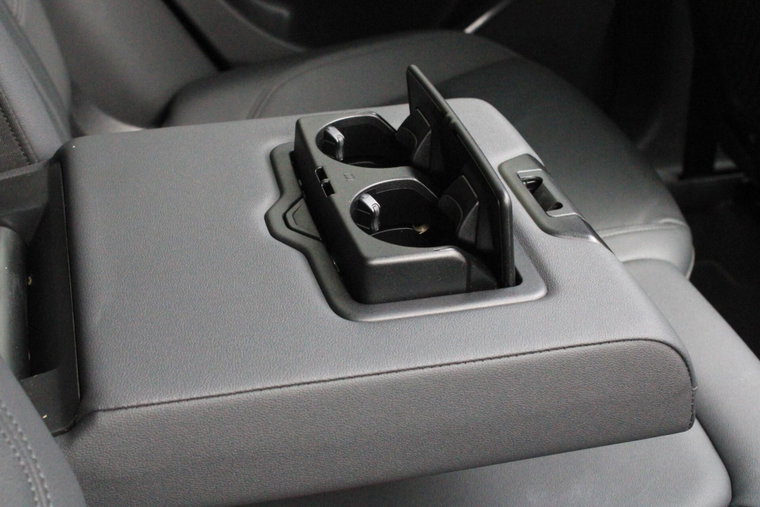 Vehicle Image 22