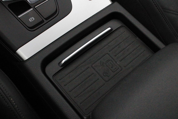 Vehicle Image 36