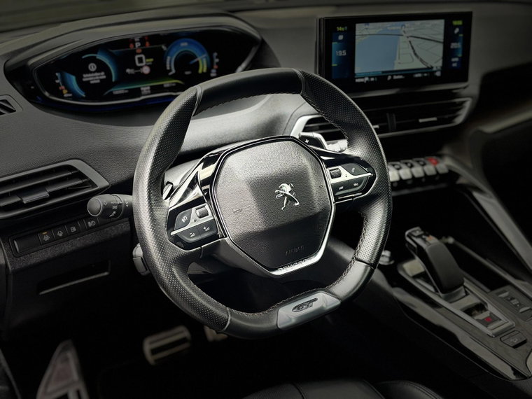 Vehicle Image 22