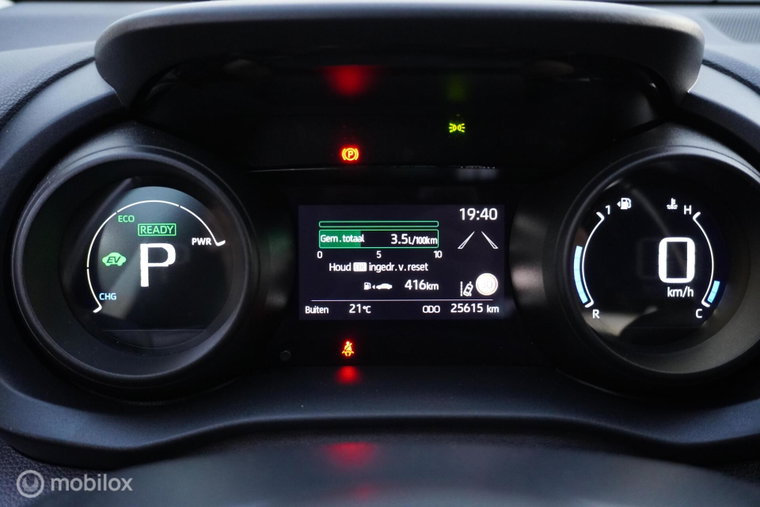 Vehicle Image 15