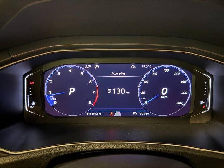 Vehicle Image 37