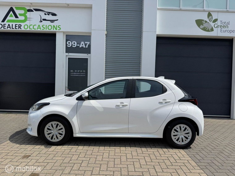 Vehicle Image 7