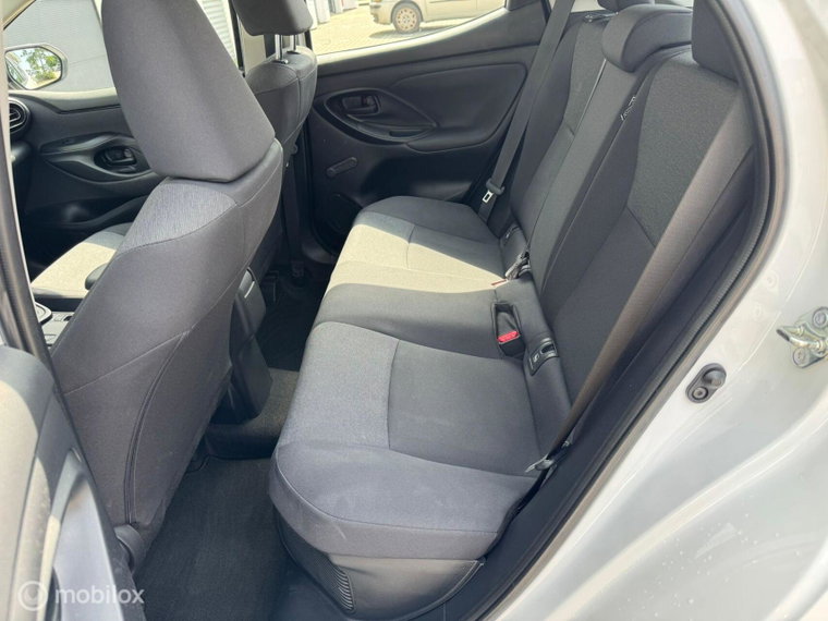 Vehicle Image 11